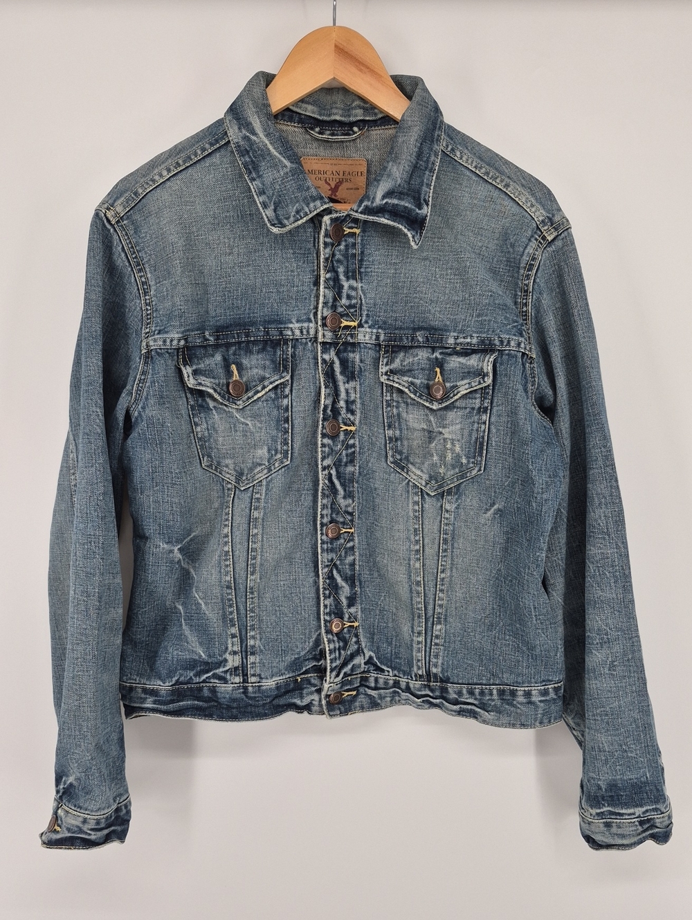 American Eagle Jean Jacket Men's Medium Distressed Blue Denim